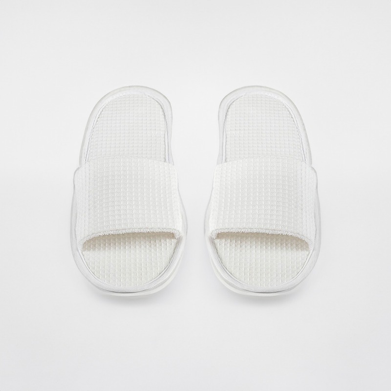 Detail Kecil, Dampak Besar: Peran Slippers dalam Dunia Hospitality