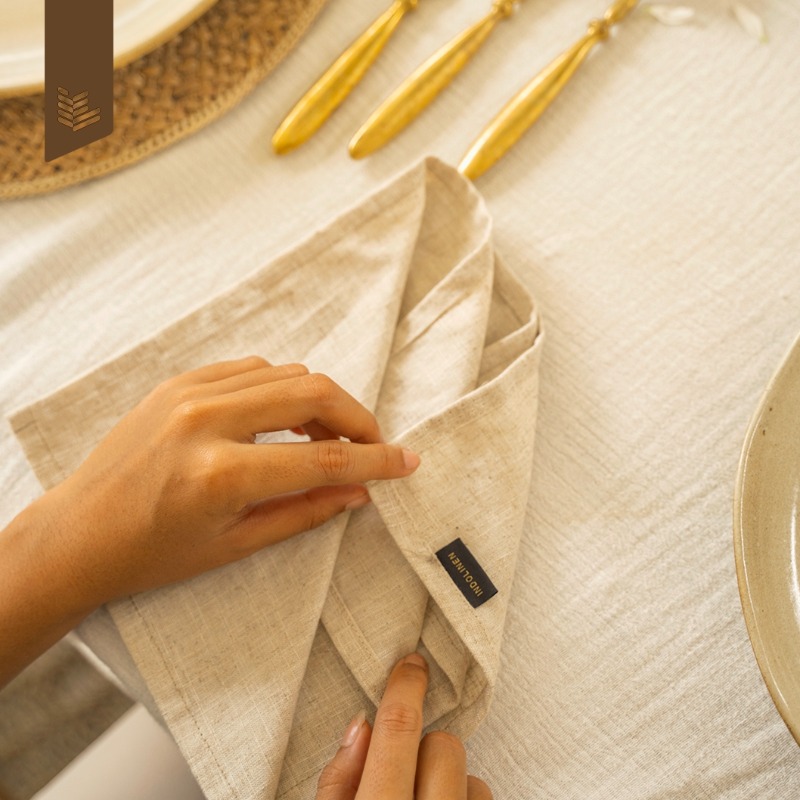 7 Cara Melipat Napkin untuk Meja Makan agar Terlihat Elegan ala Hotel dan Fine Dining