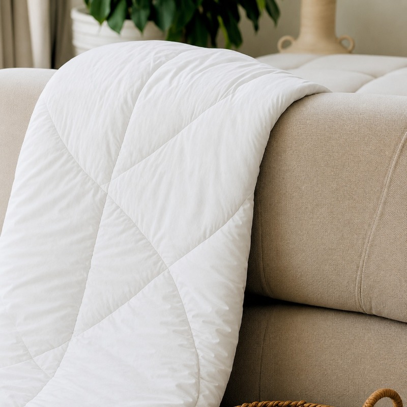 Kenapa Blanket Terasa Terlalu Panas atau Terlalu Dingin? Ini Cara Memilih Blanket yang Nyaman Sesuai