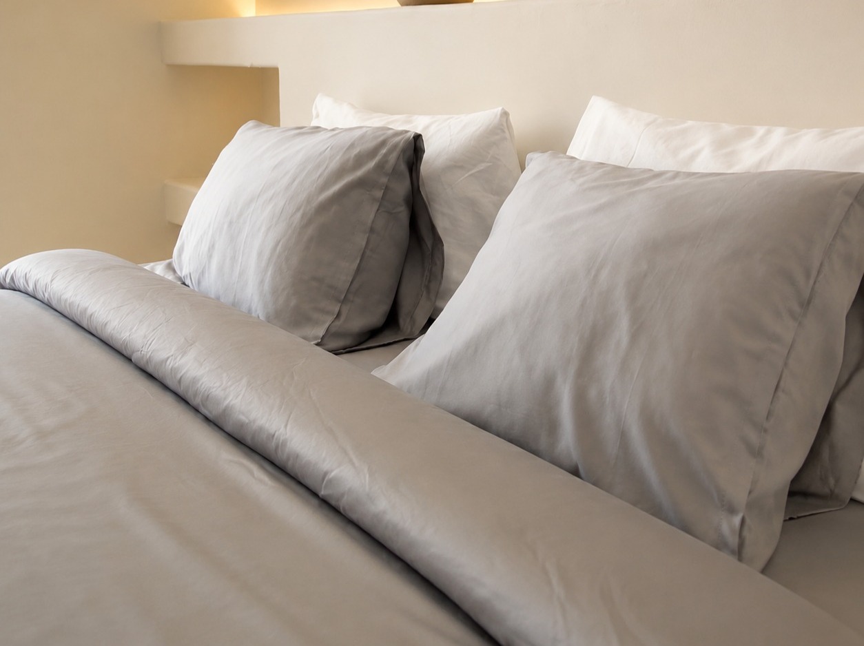 Rekomendasi Pillow Case yang Nyaman untuk Kulit Wajah dan Membantu Mengurangi Gesekan Saat Tidur
