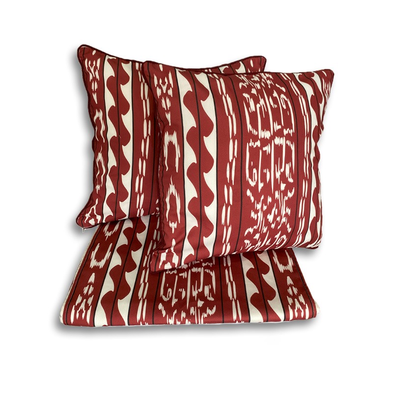 IndoLinen Red and White Ikat Independence Runner Set